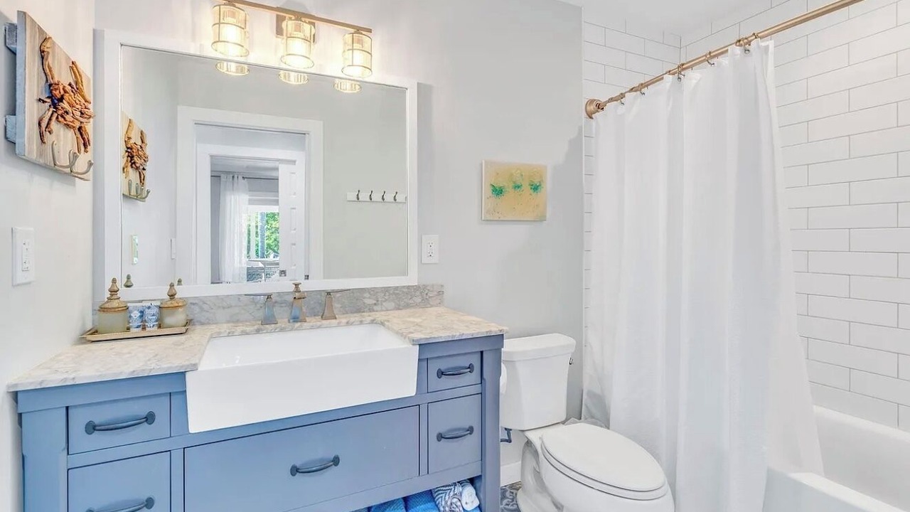 Photo of Bathroom in Cudjoe Gardens