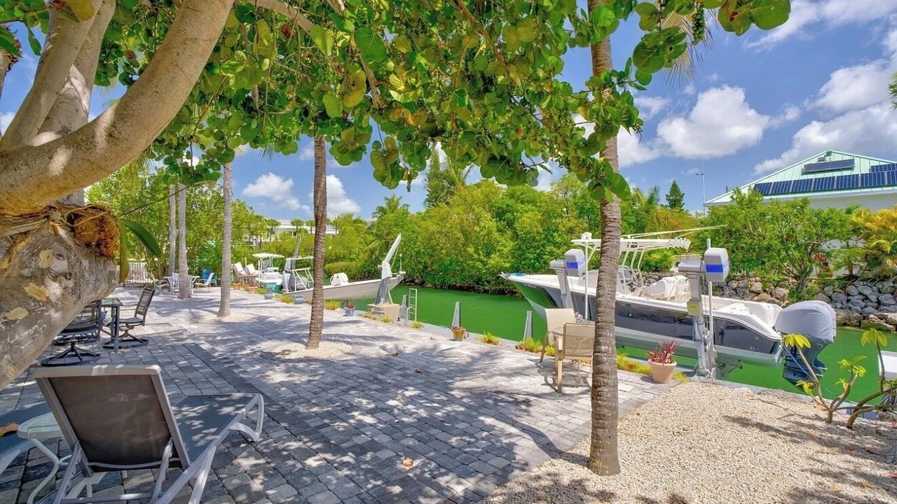 Photo of Outdoor in Cudjoe Gardens