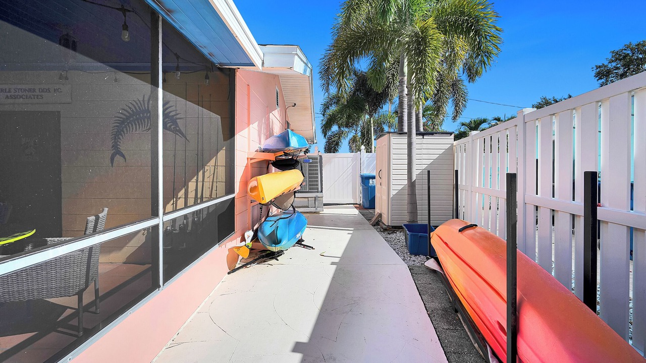 Photo of Patio Balcony in Coquina Key
