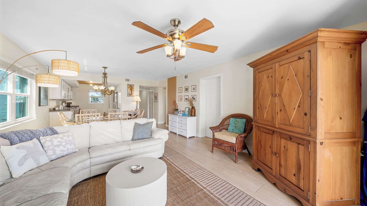 Photo of Livingroom in South Patrick Shores