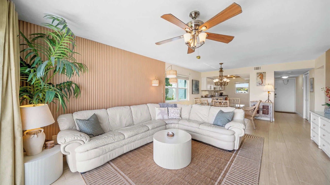 Photo of Livingroom in South Patrick Shores