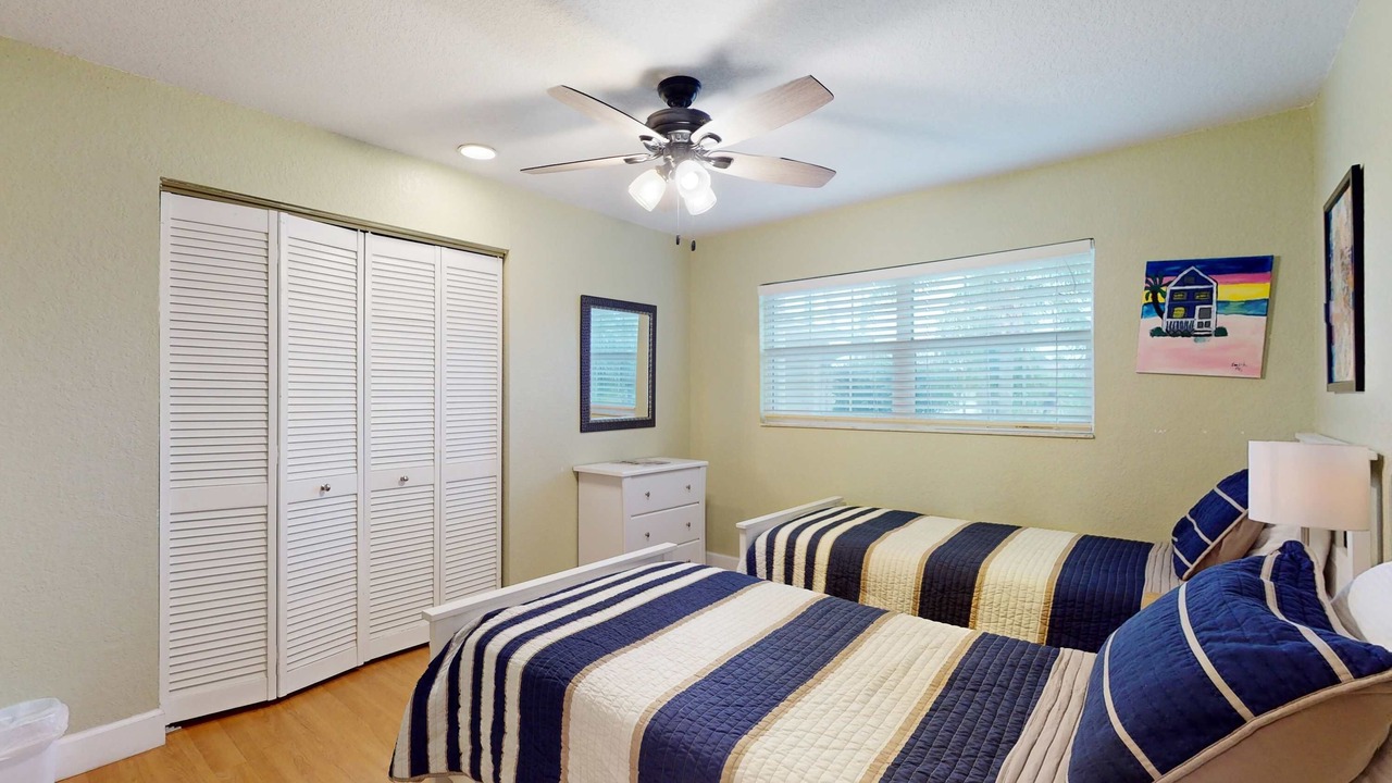 Photo of Bedroom in Bay Crest Park