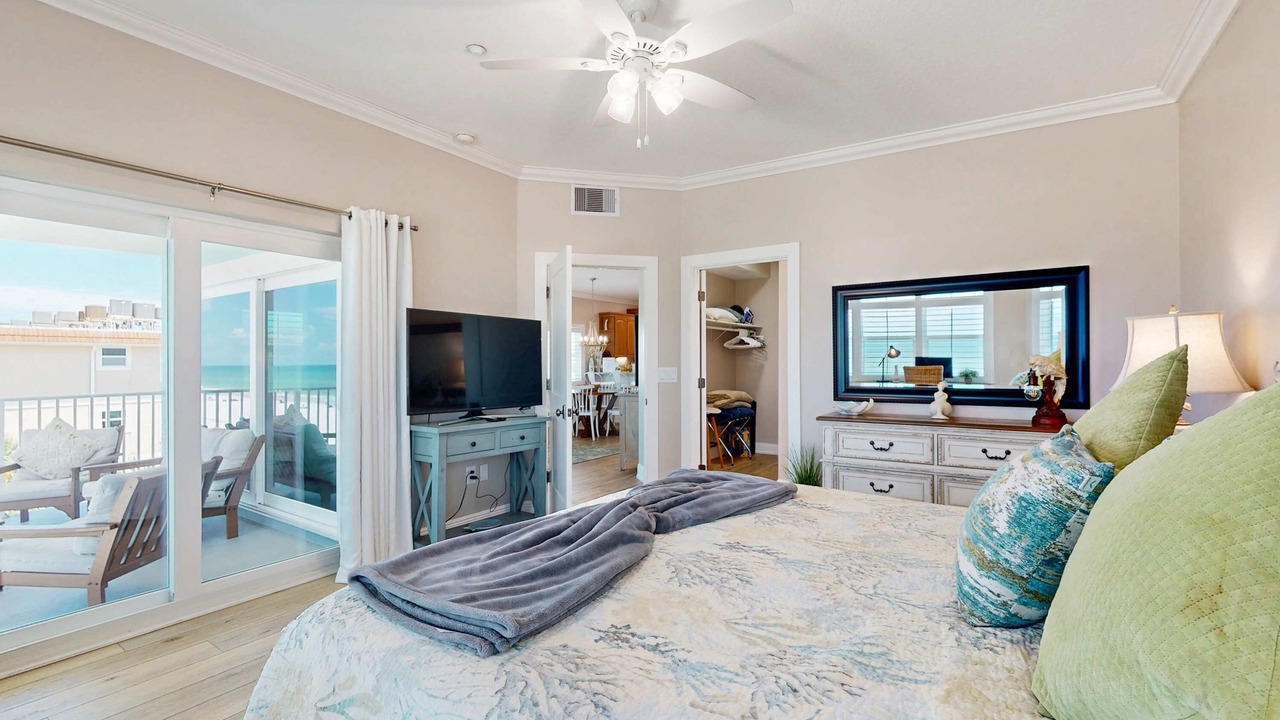 Photo of Bedroom in Independence Square