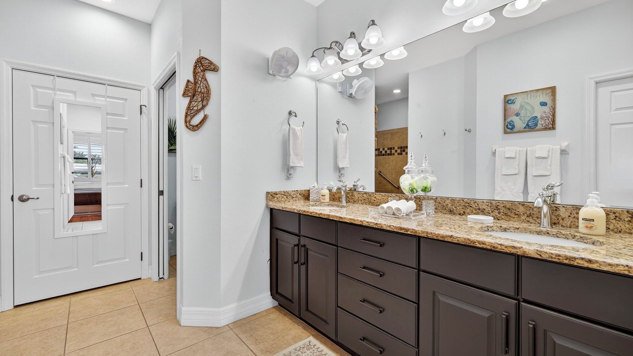 Photo of Bathroom in Yacht Club