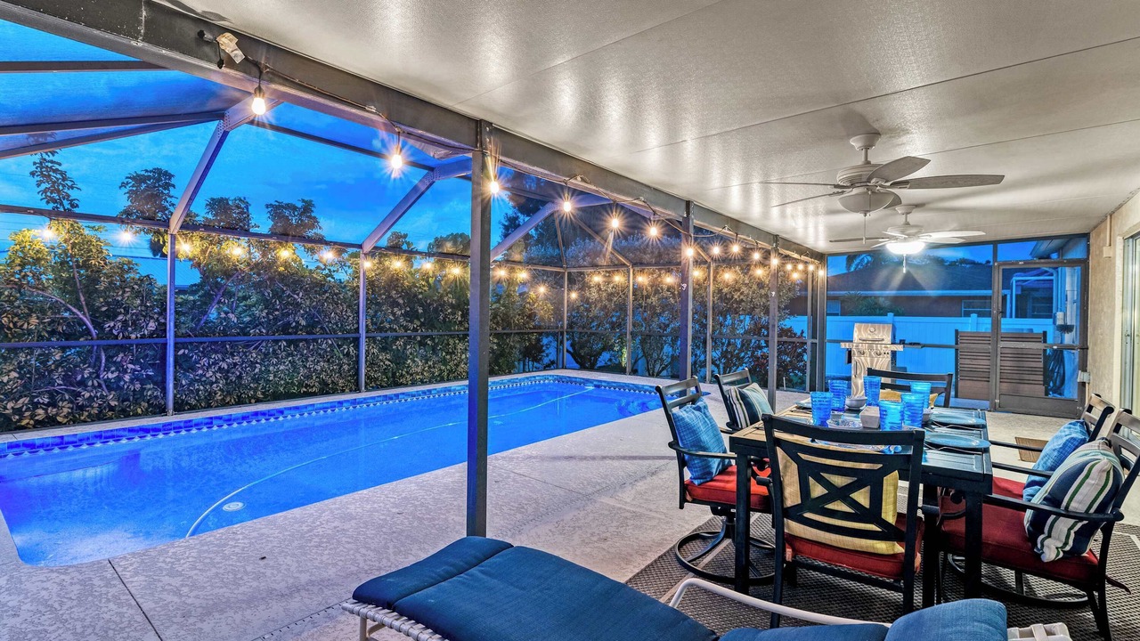Photo of Outdoor in Gulf Gate Estates