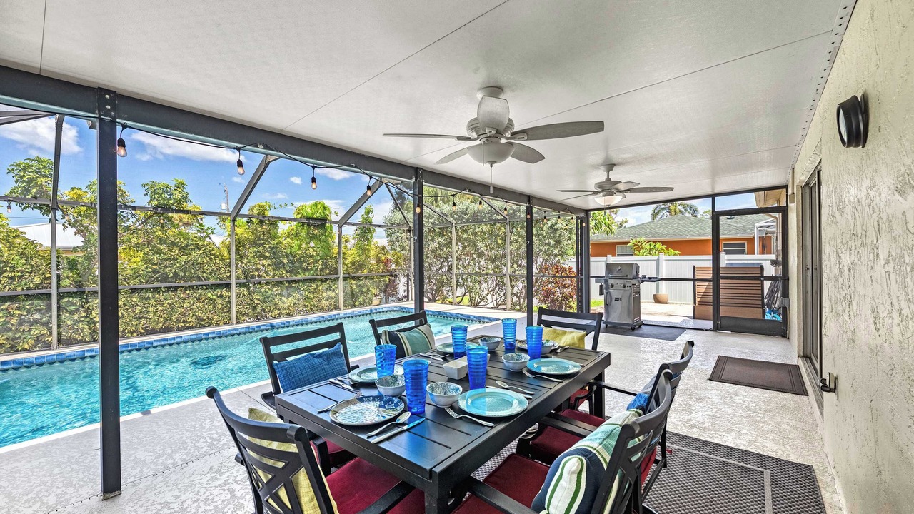 Photo of Outdoor in Gulf Gate Estates
