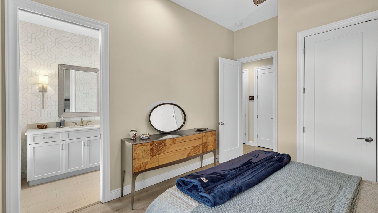 Photo of Bedroom in Murex Lakes