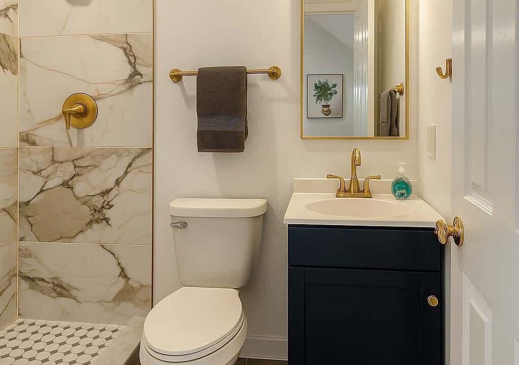 Photo of Bathroom in Lakeland