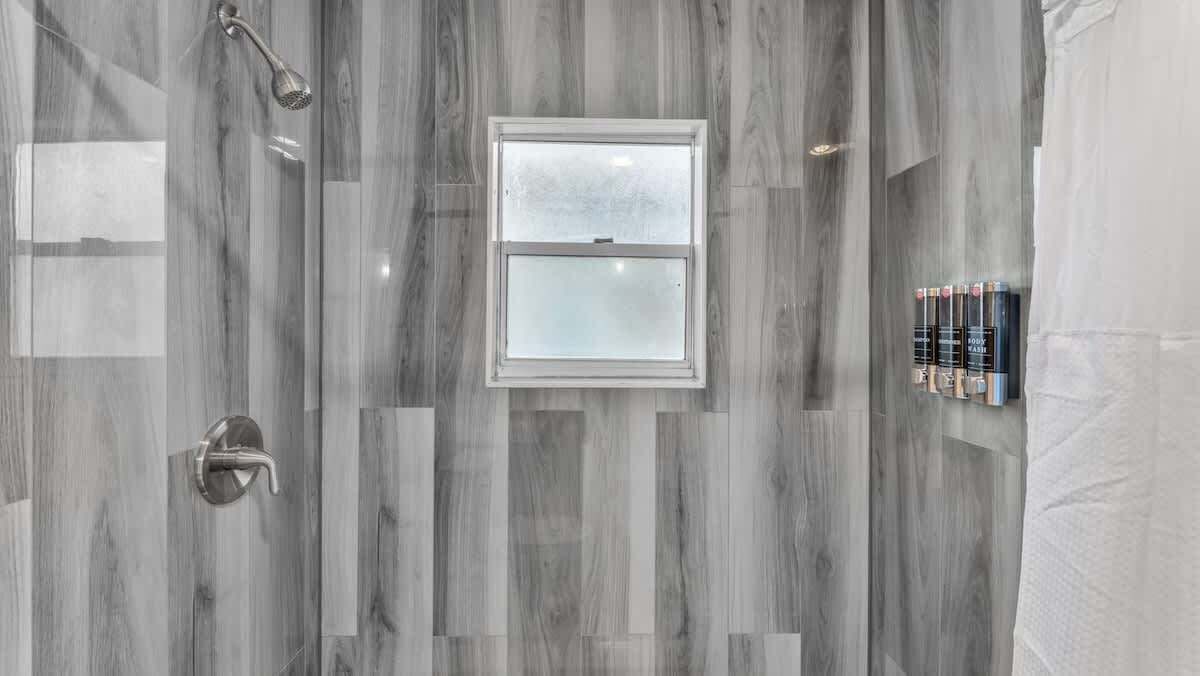 Photo of Bathroom in Lakeland