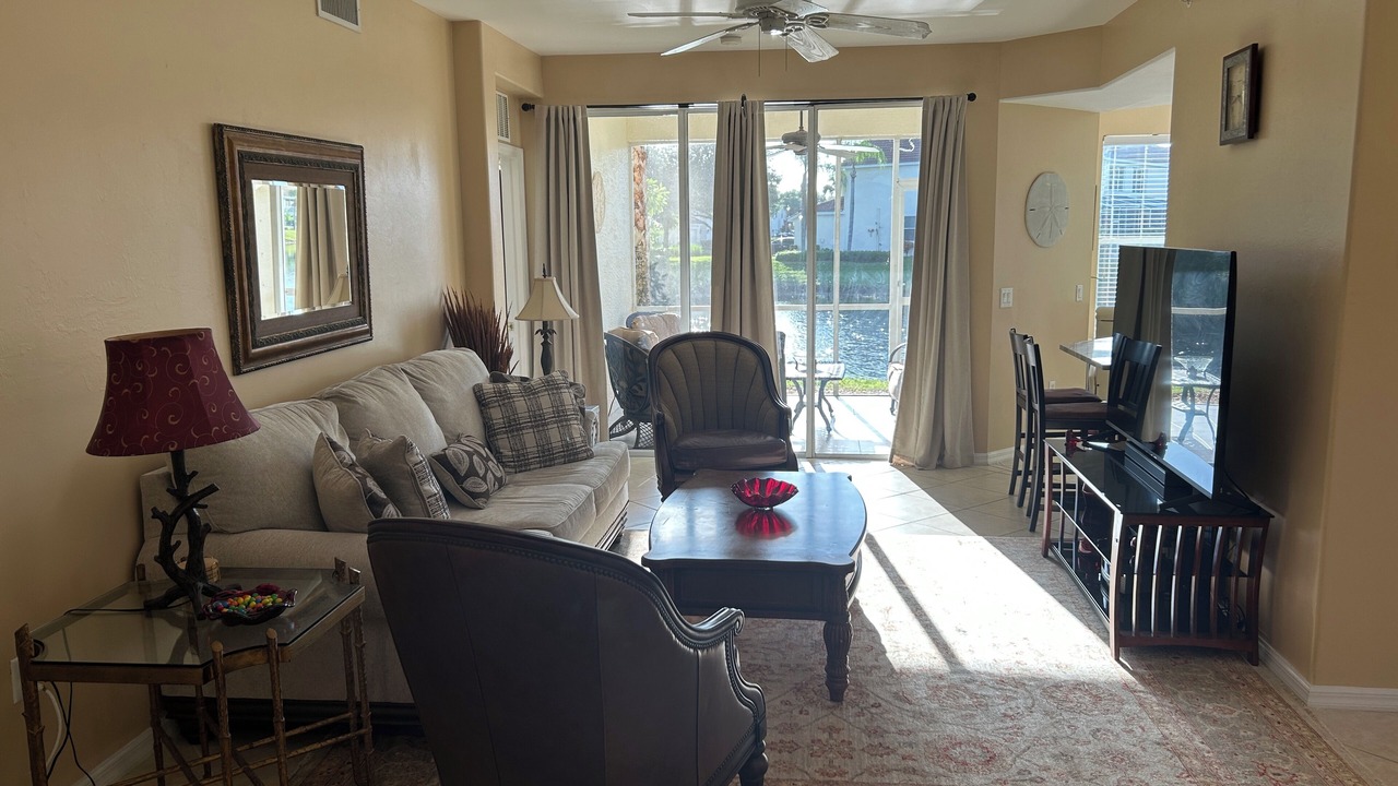 Photo of Livingroom in Naples