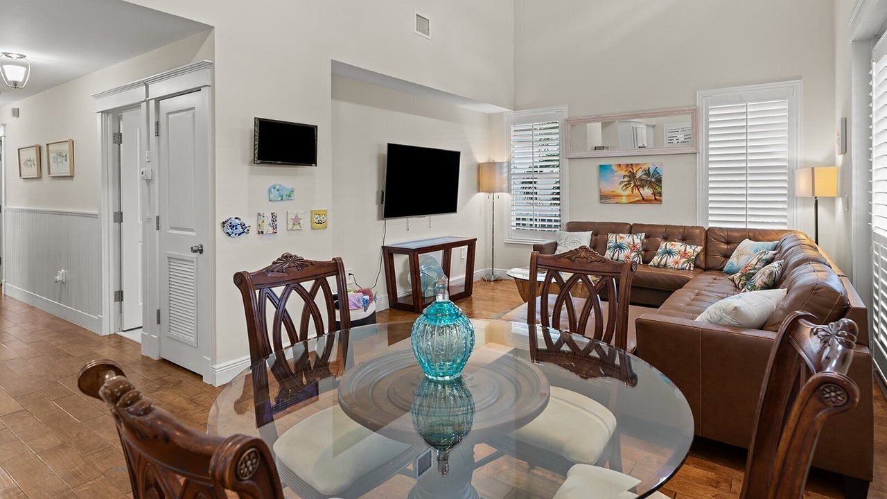 Photo of Livingroom in Indian Waterways
