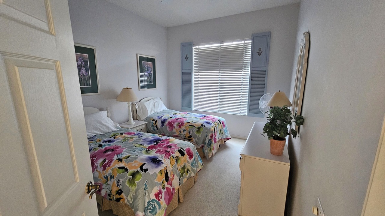 Photo of Bedroom in Tropical Cove