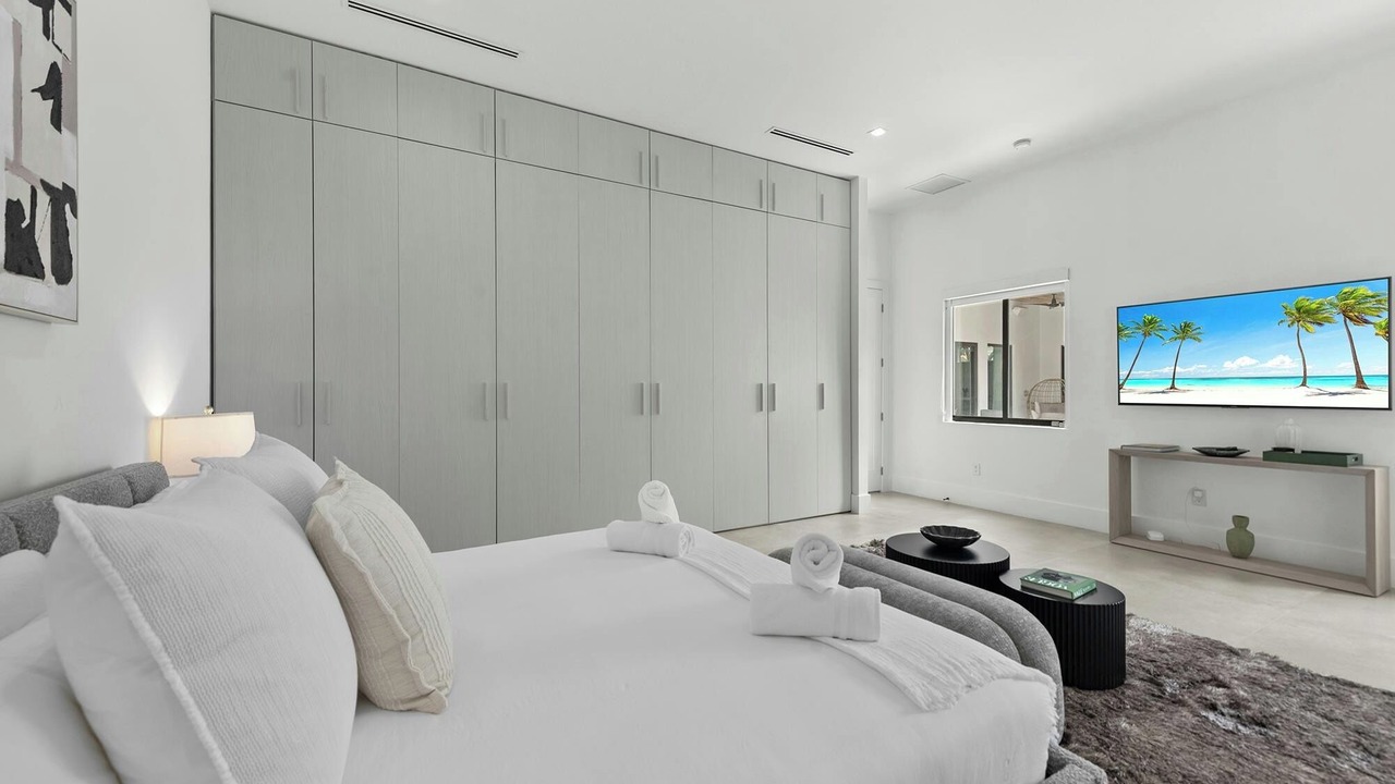 Photo of Bedroom in Olympia Heights