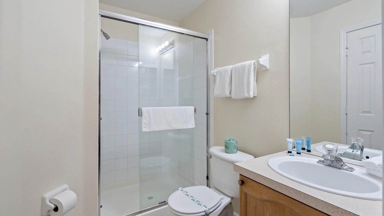 Photo of Bathroom in Windsor Palms