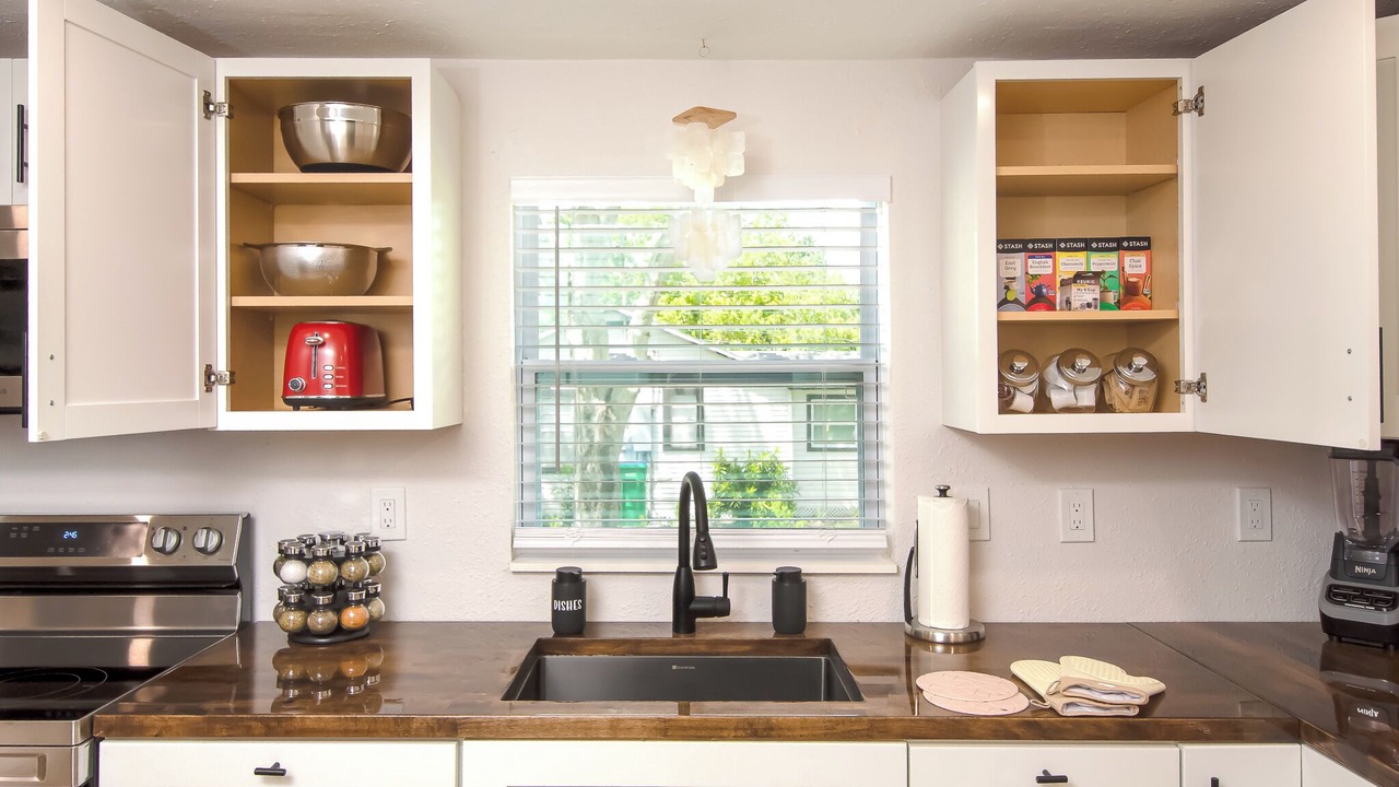 Photo of Kitchen in Harbor Hills Of Palm Harbor