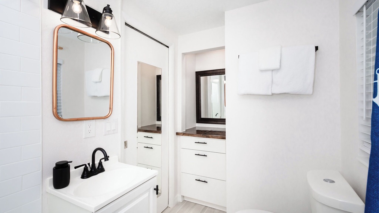 Photo of Bathroom in Harbor Hills Of Palm Harbor