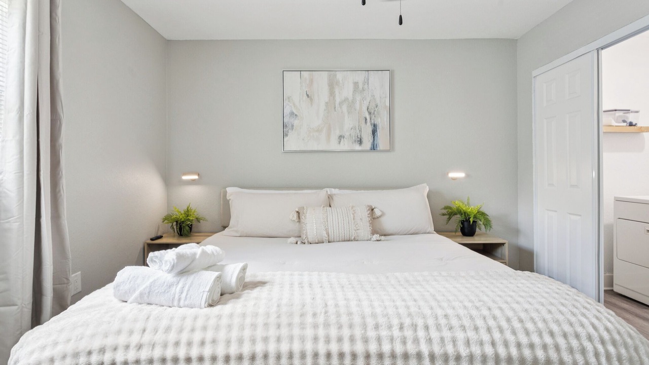 Photo of Bedroom in Trailer Estates