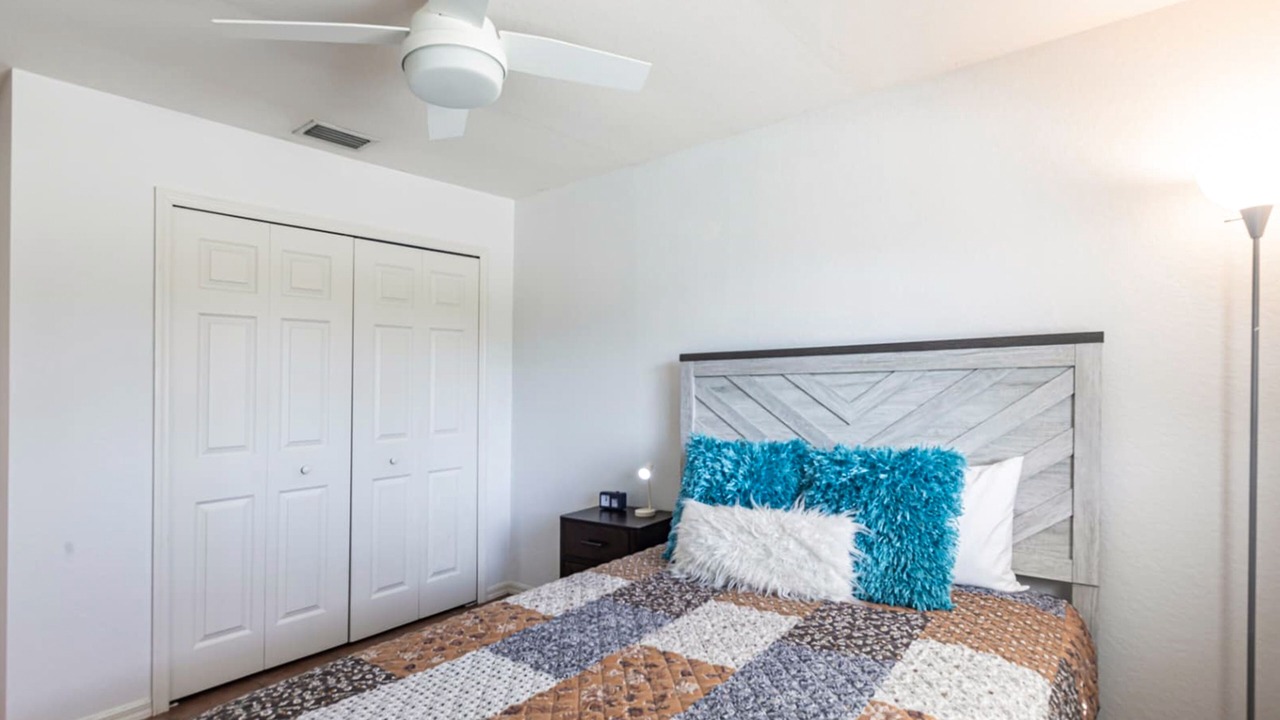 Photo of Bedroom in Saint James City