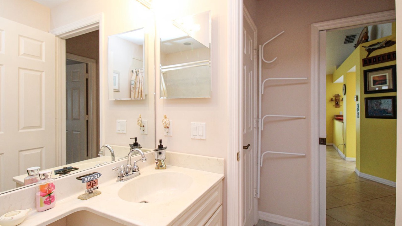 Photo of Bathroom in Naples