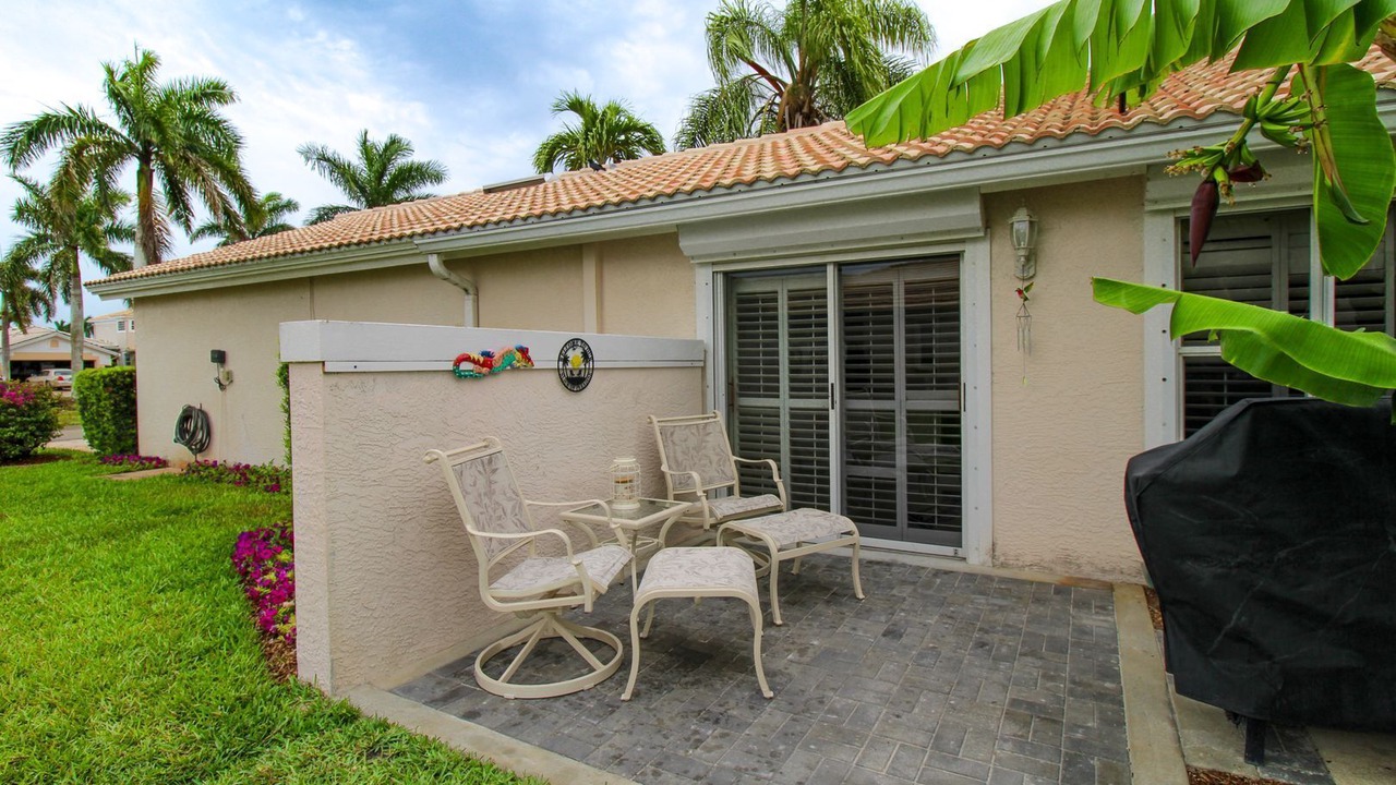 Photo of Patio Balcony in Naples