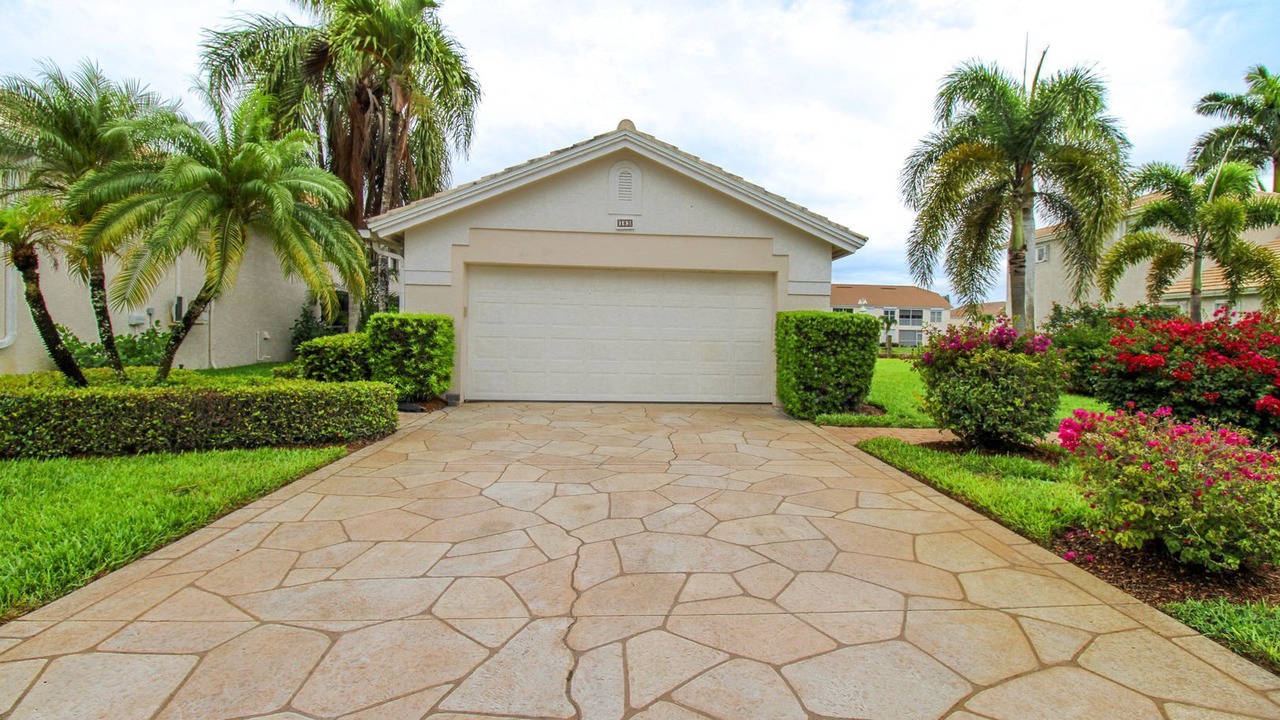 Photo of Outdoor in Naples