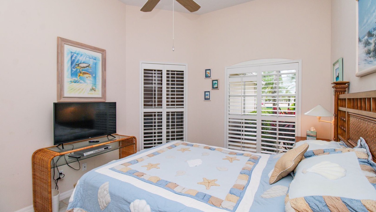 Photo of Bedroom in Naples