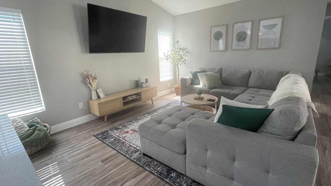 Photo of Livingroom in Riverview