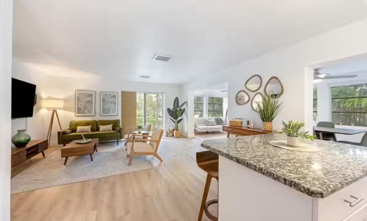 Photo of Livingroom in East Naples