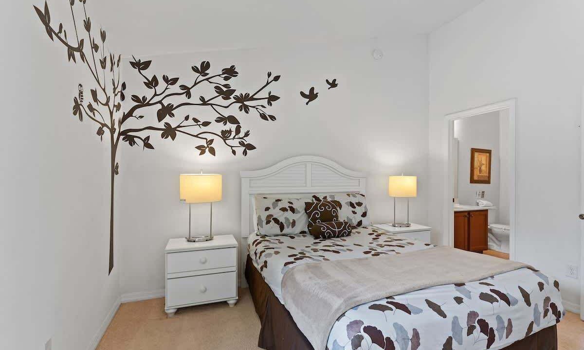 Photo of Bedroom in Veranda Palms