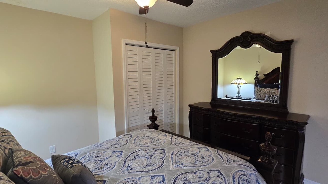 Photo of Bedroom in Creekside