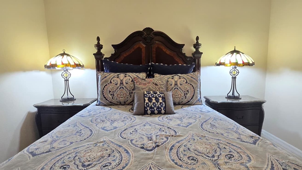 Photo of Bedroom in Creekside