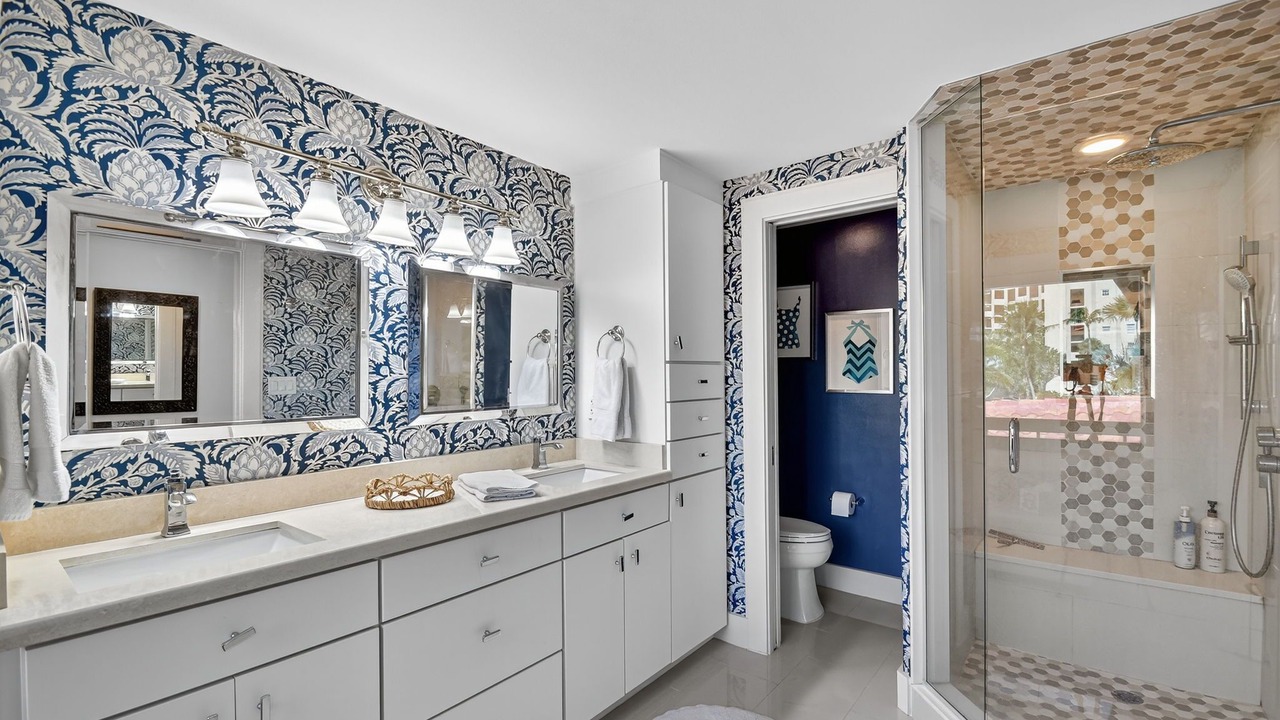 Photo of Bathroom in South Palm Beach