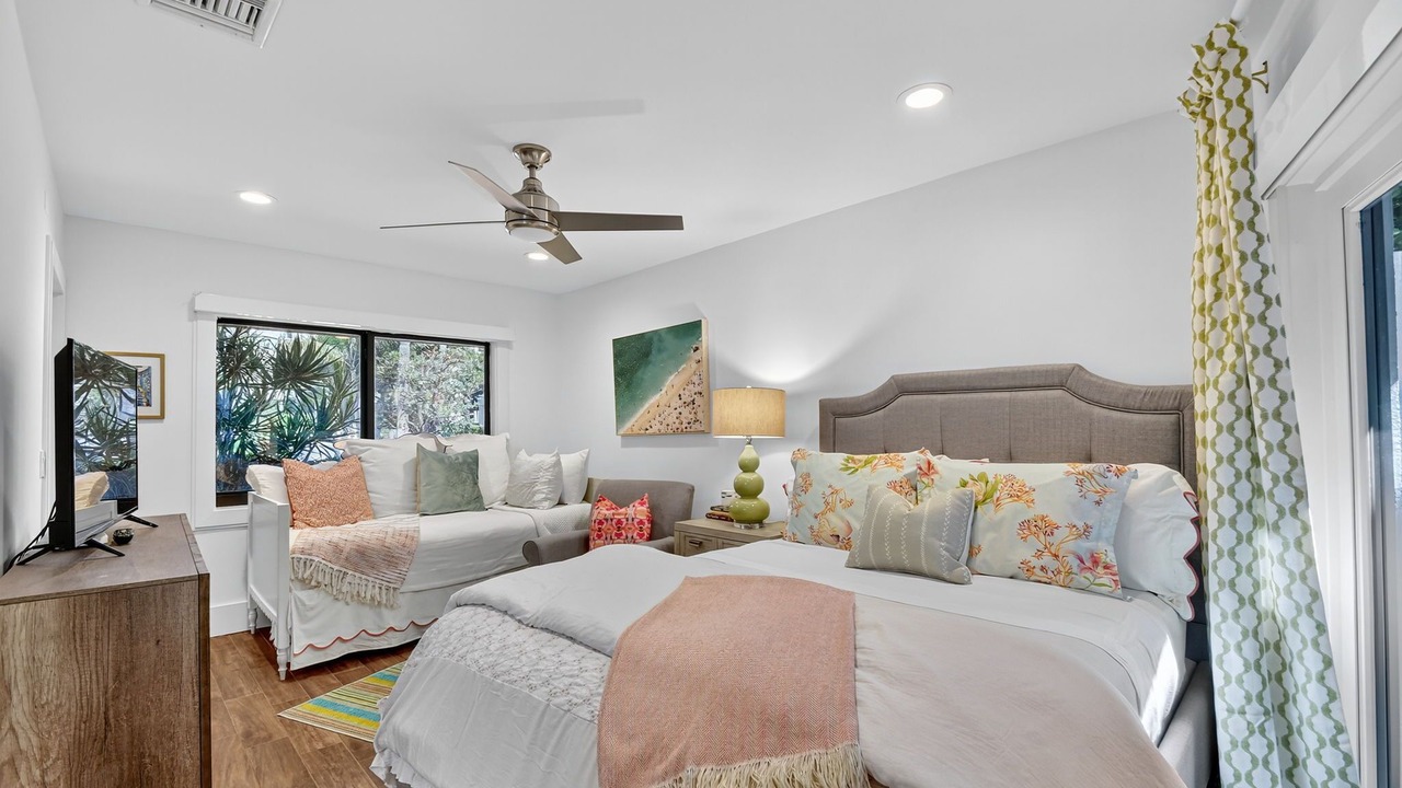 Photo of Bedroom in South Palm Beach