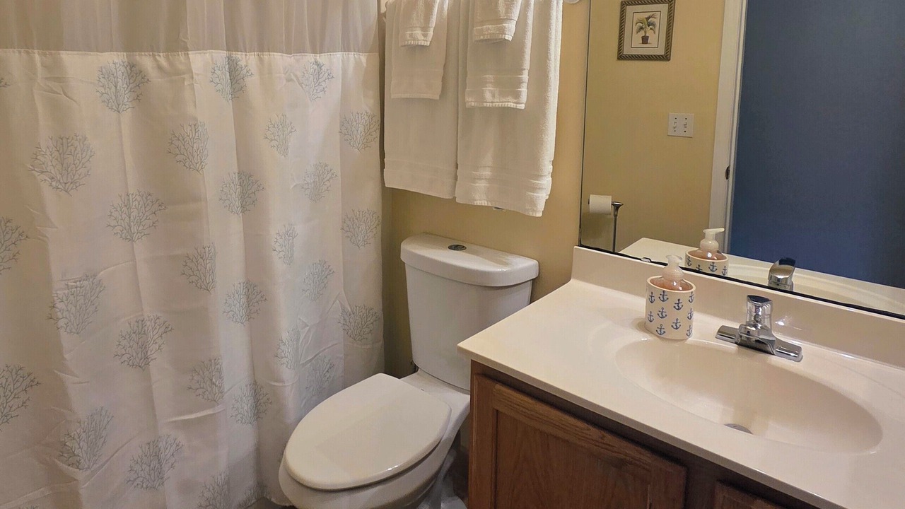 Photo of Bathroom in Tropic