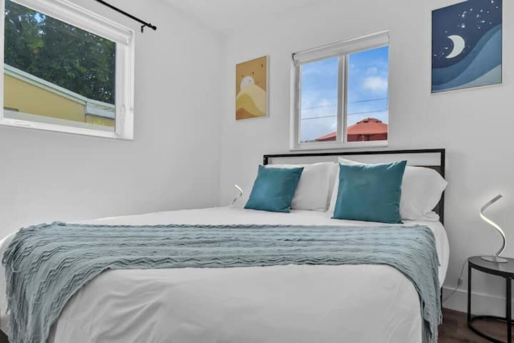 Photo of Bedroom in West Hollywood