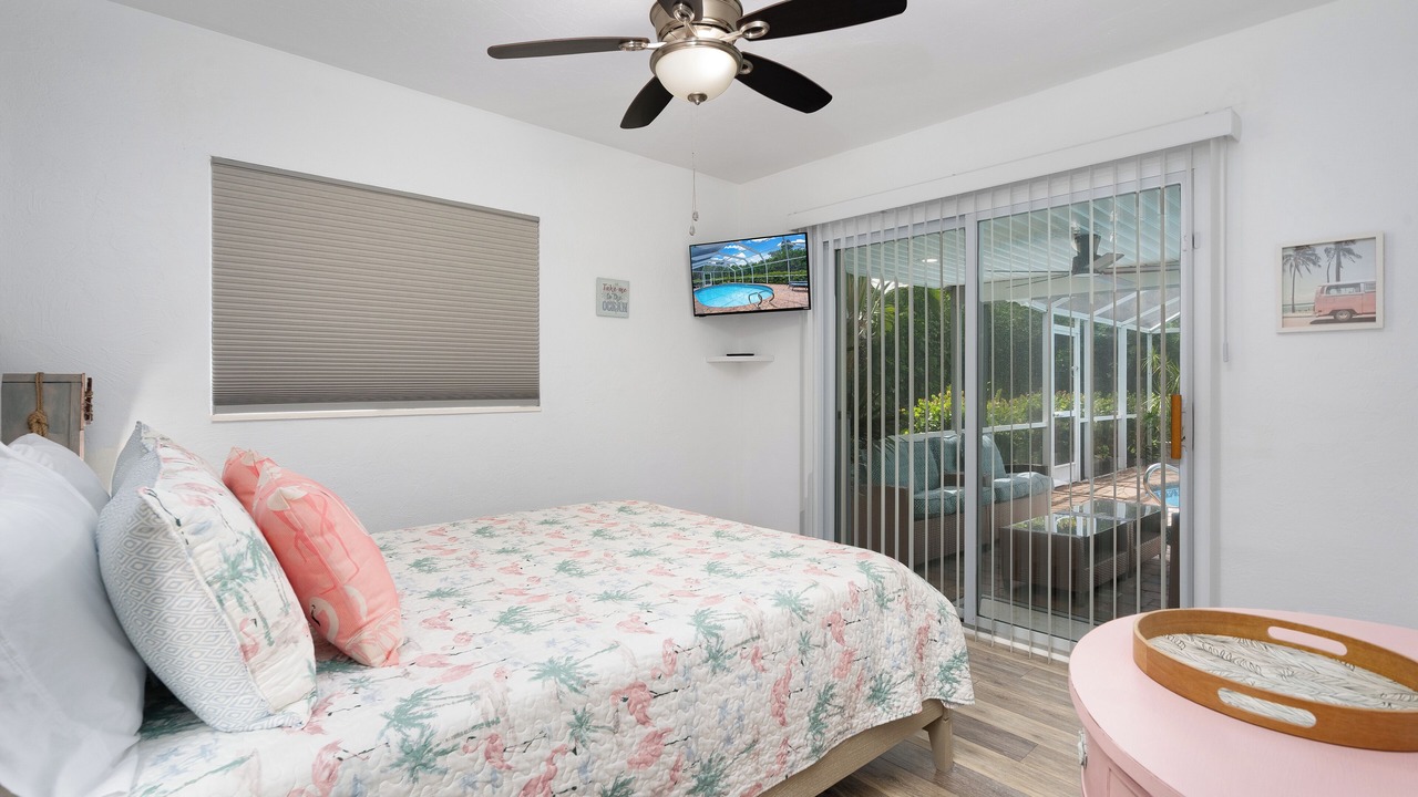 Photo of Bedroom in Yacht Club