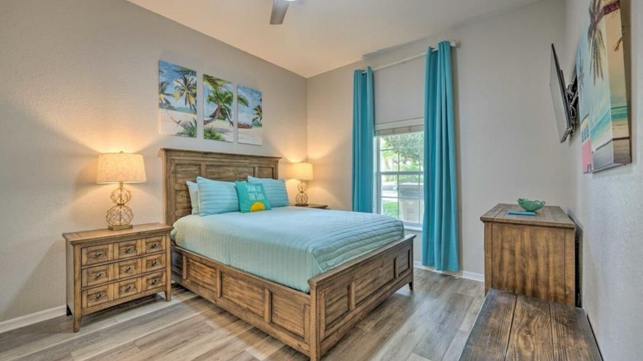 Photo of Bedroom in Bahama Bay