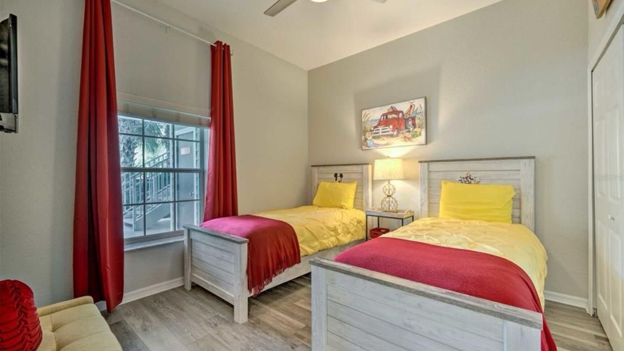 Photo of Bedroom in Bahama Bay