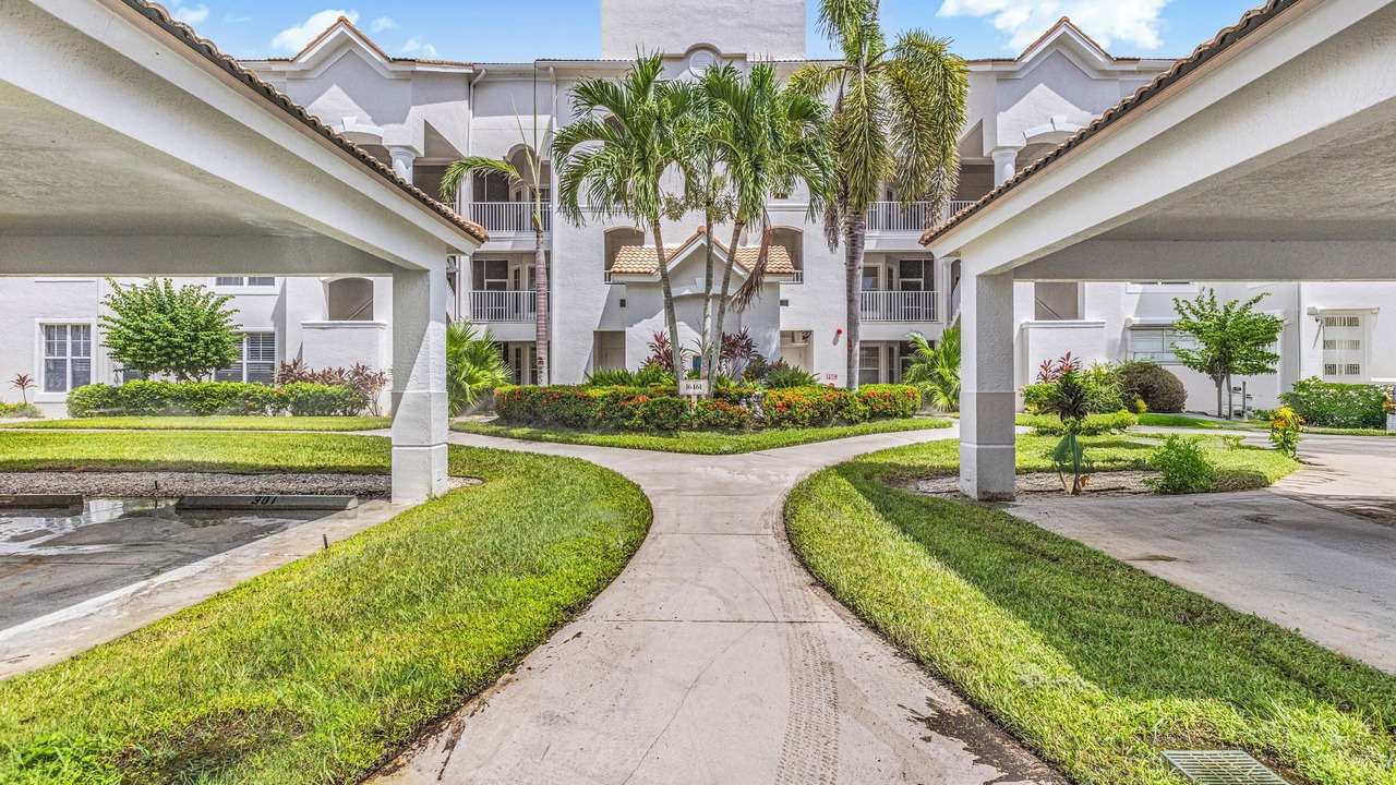 Photo of Outdoor in Tropical Cove