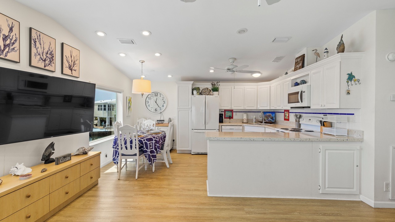 Photo of Kitchen in Cudjoe Key