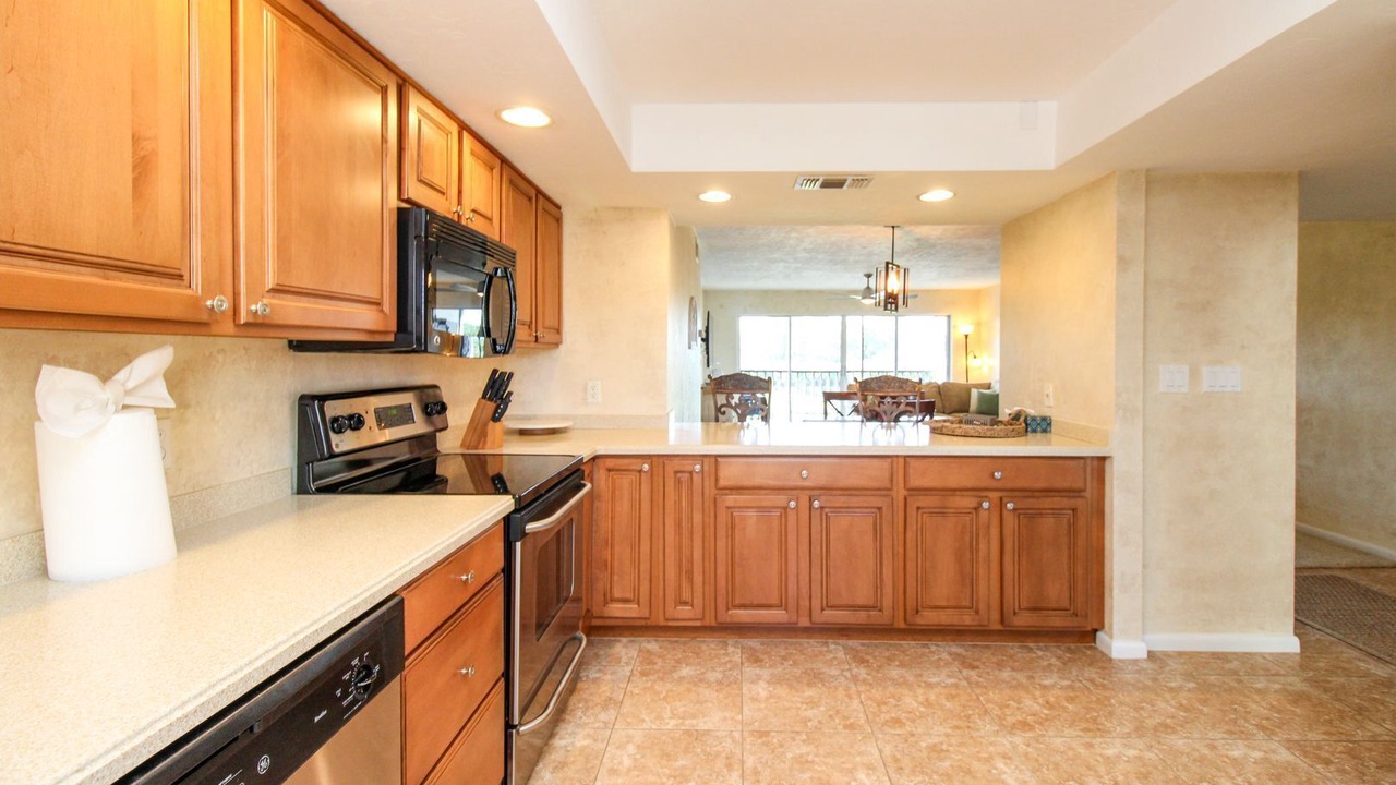Photo of Kitchen in Imperial Golf Estates