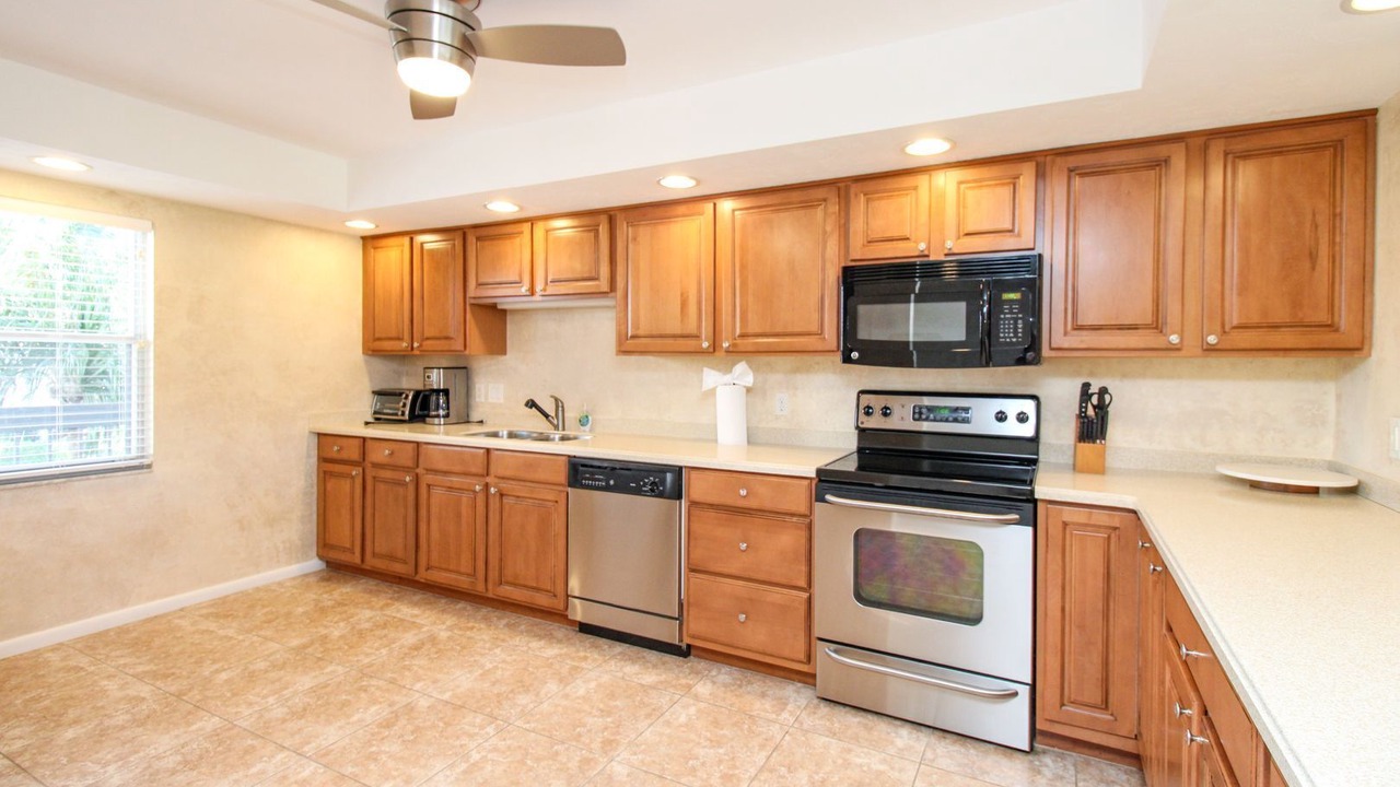 Photo of Kitchen in Imperial Golf Estates