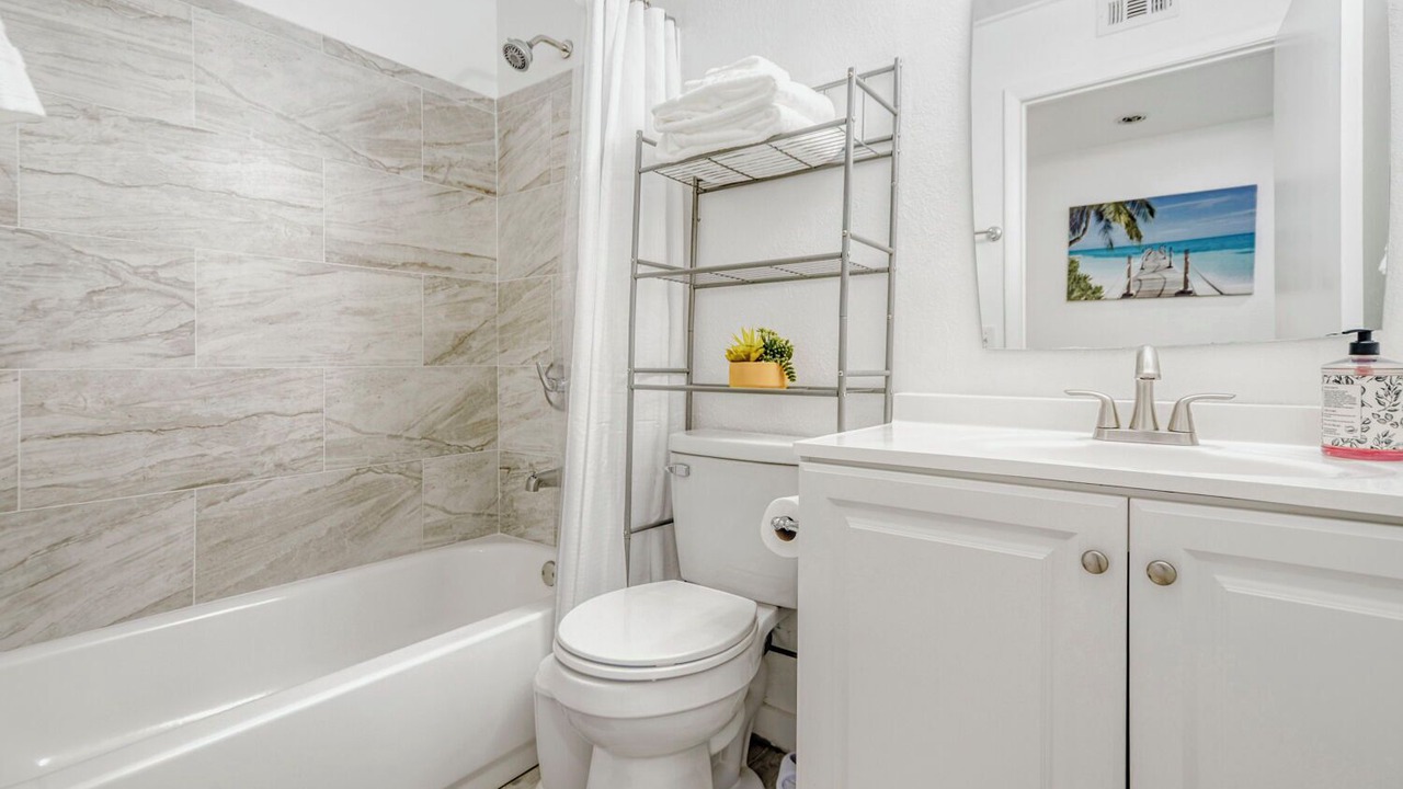 Photo of Bathroom in Tropic