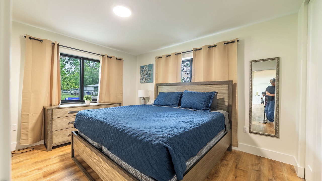 Photo of Bedroom in Okeechobee