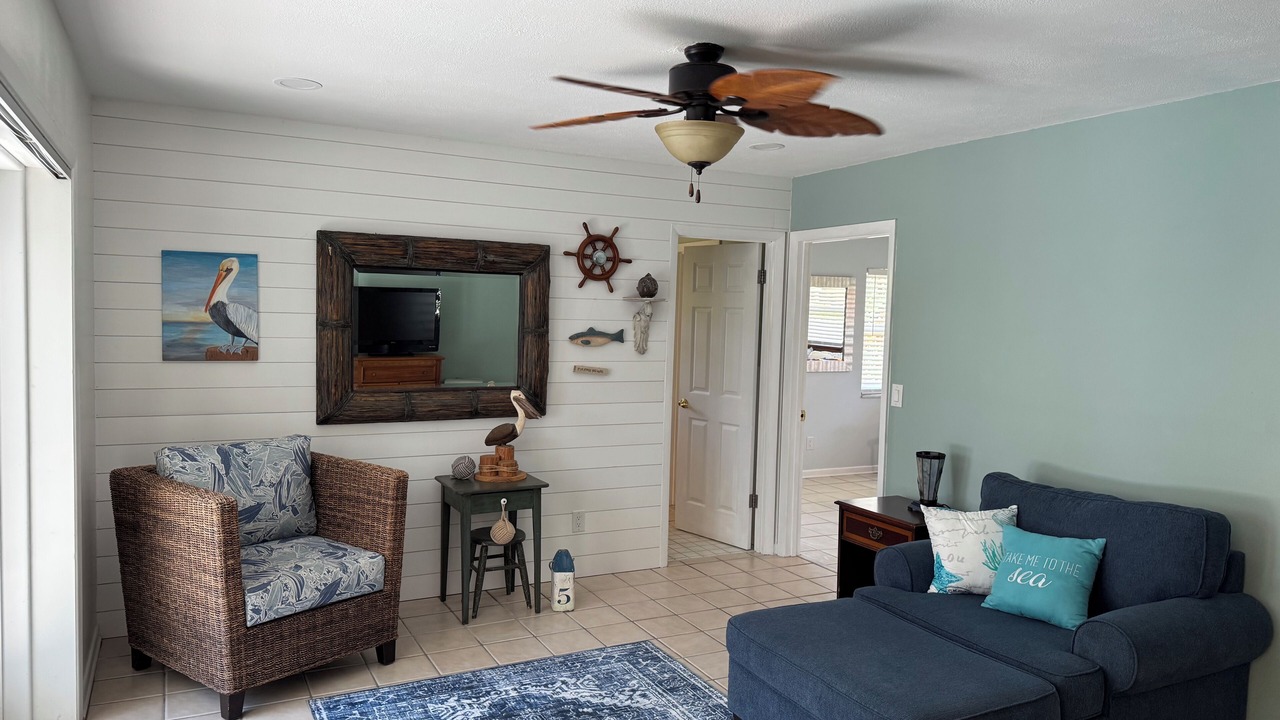 Photo of Livingroom in Sorrento Shores