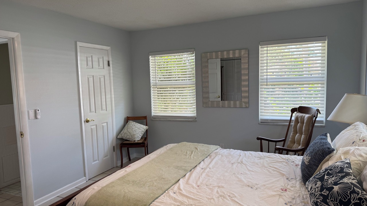 Photo of Bedroom in Sorrento Shores