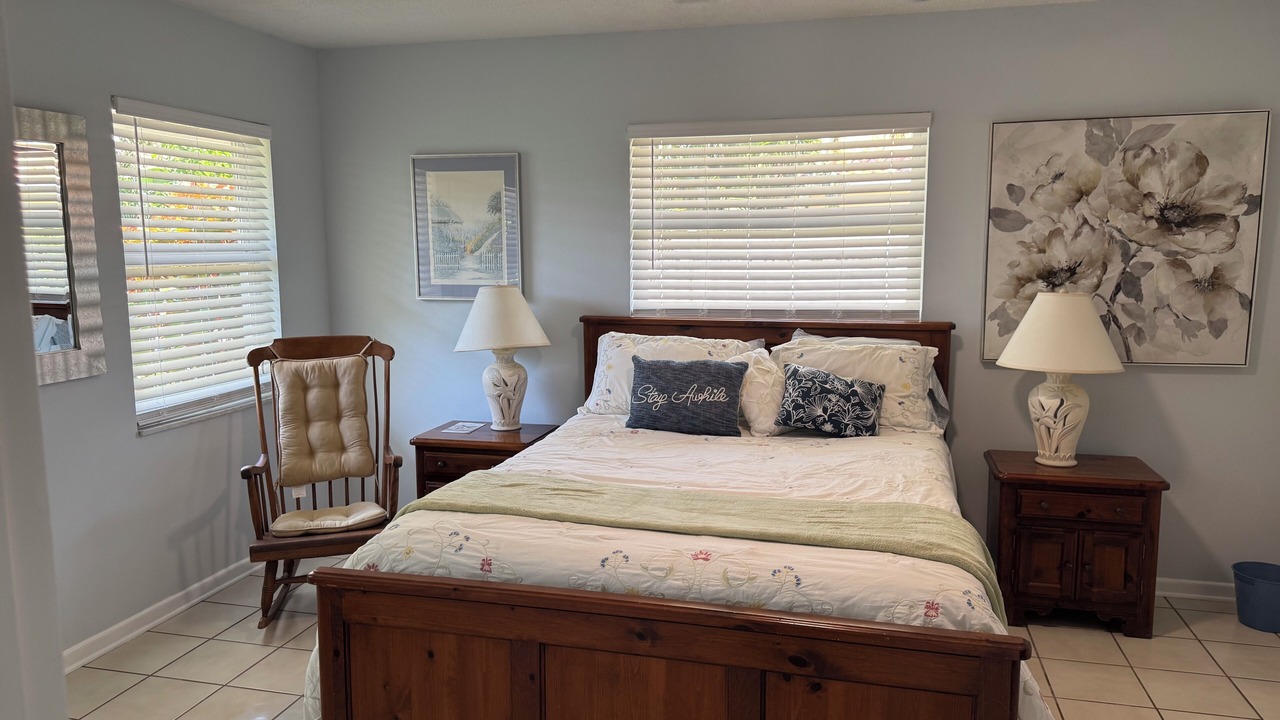Photo of Bedroom in Sorrento Shores