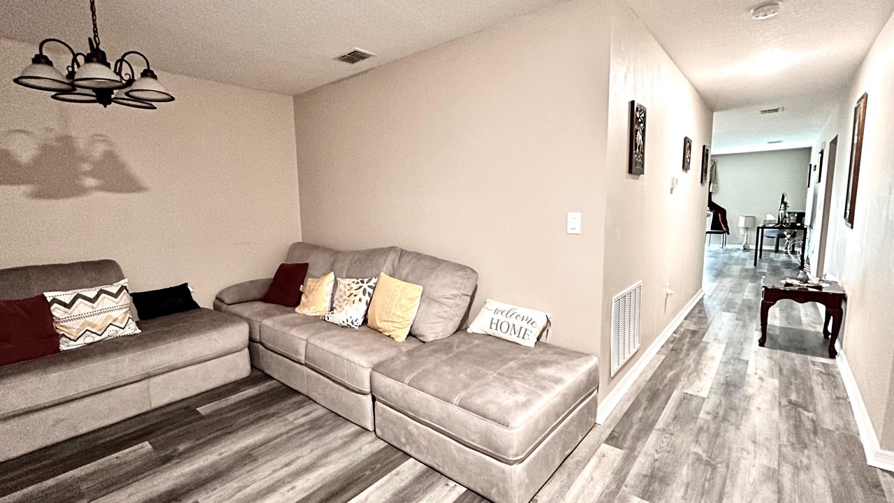 Photo of Livingroom in Port Malabar