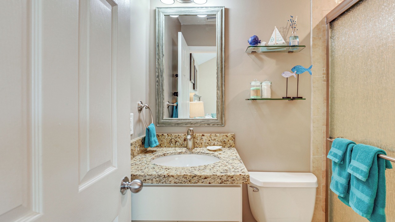 Photo of Bathroom in Marathon