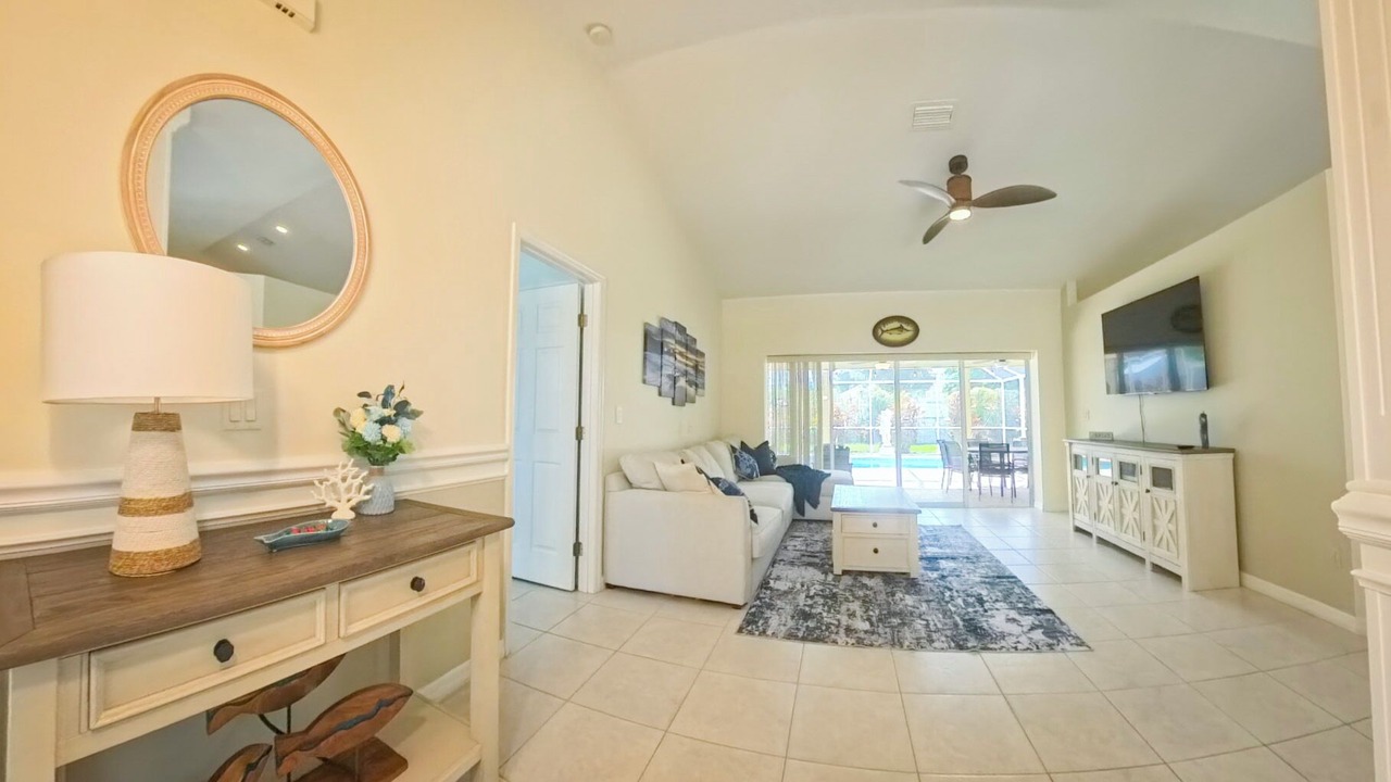 Photo of Livingroom in Port Saint Lucie